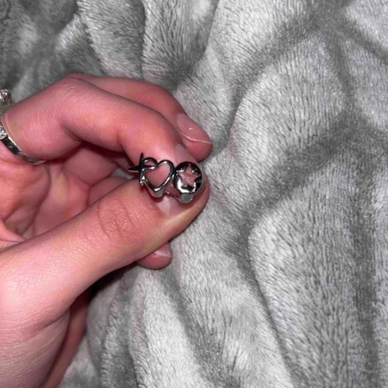 Punk Hip Hop Hollow Heart Teet - Body Jewelry Men recension och pris