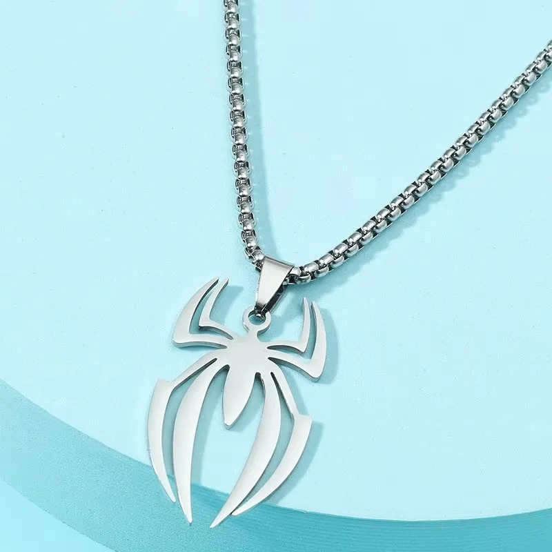 Gothic Spider Shape Necklace S - Body Jewelry Goth recension och pris